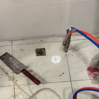 卫生间防水堵漏
